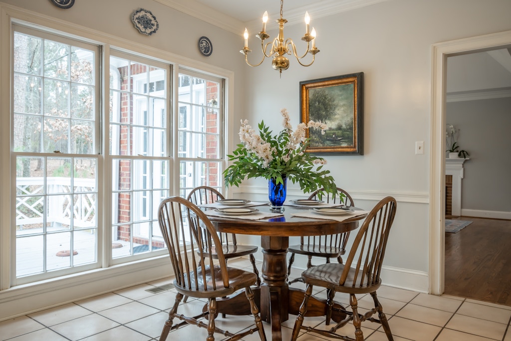 dining room 101 Branford Place Athens, GA 30606