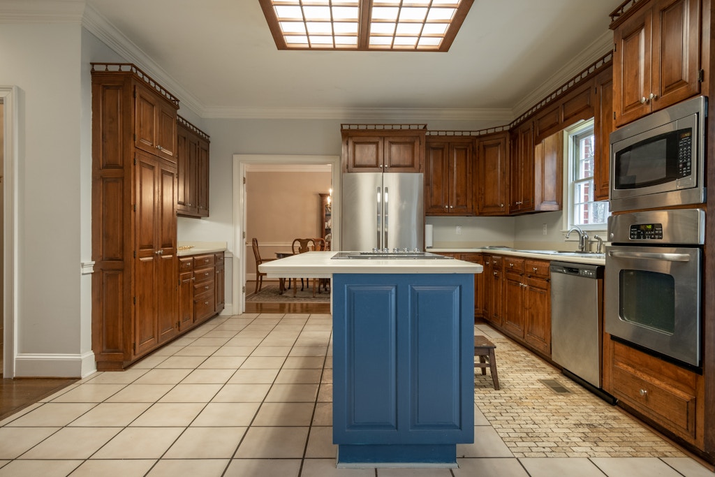 kitchen 101 Branford Place Athens, GA 30606