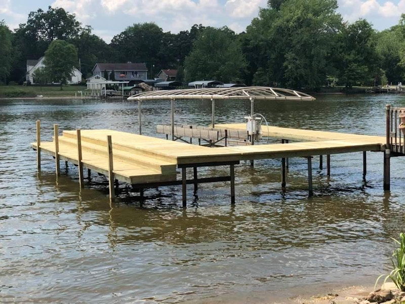 new dock and boat lift_by_seawall-company_IL