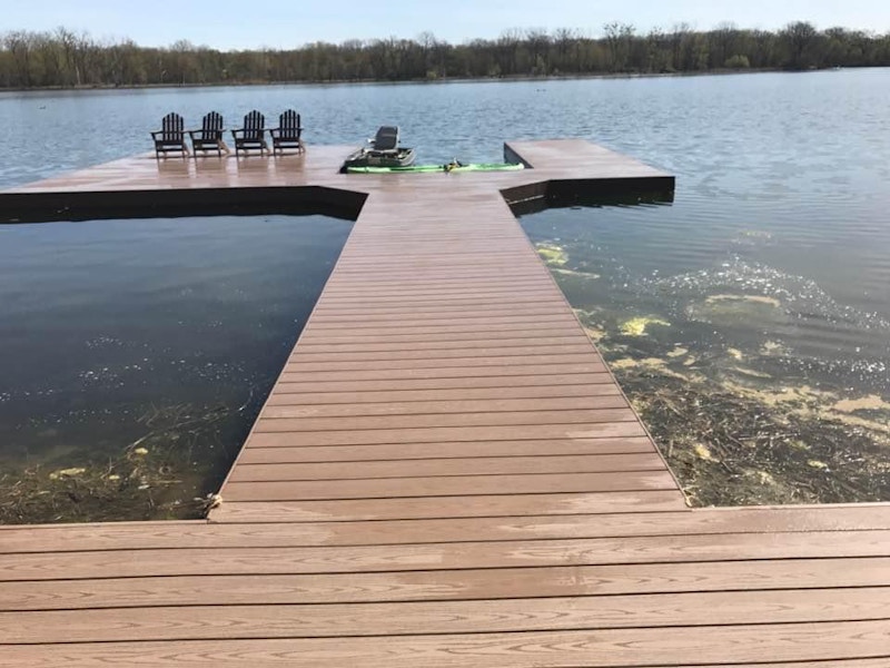 new_lake_dock_installation_IL