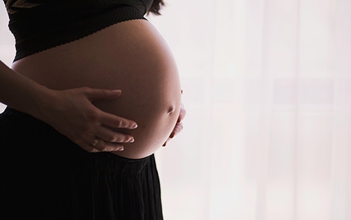 proper thyroid hormone levels during pregnancy